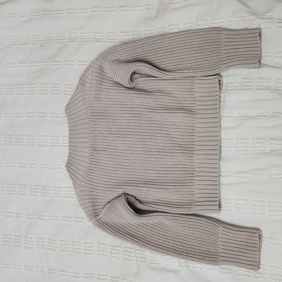 Abercrombie & Fitch Crop Ribbed Sweatshirt - Picture 4 of 7